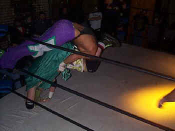 act4.jpg (19492 bytes)